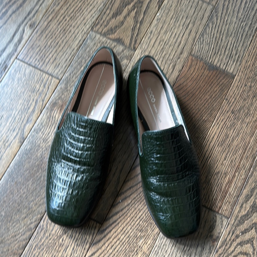 Ecco Green Leather Slip-On Loafers